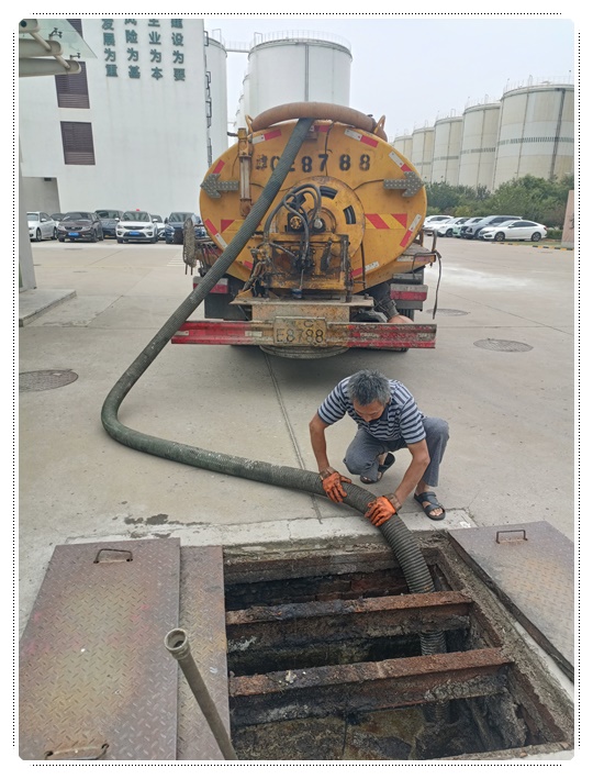 白玉隔油池清掏